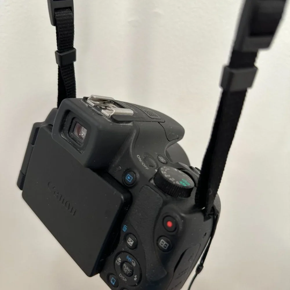 Canon PowerShot SX60 HS Camera Digital Camera - Picture 3 of 5